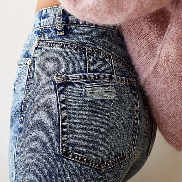 Free People CRVY Georgine Mom Jean size 26 - Picture 6 of 8